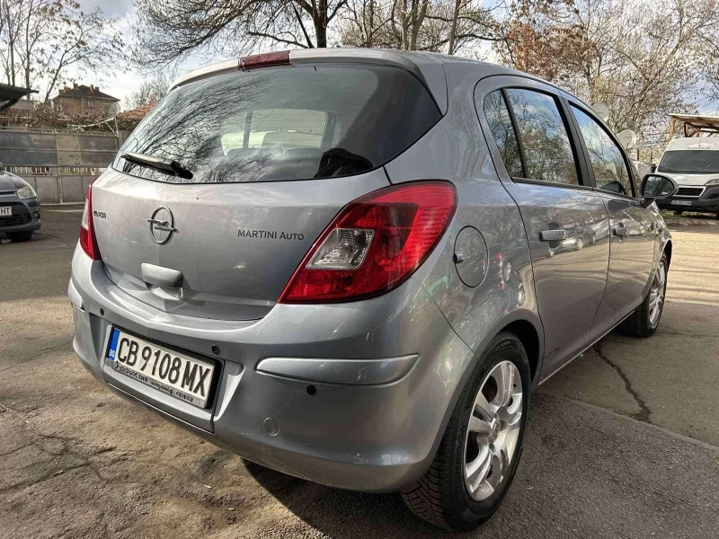 Opel Corsa 1.2 16V Cosmo Gas, снимка 5 - Автомобили и джипове - 52907361