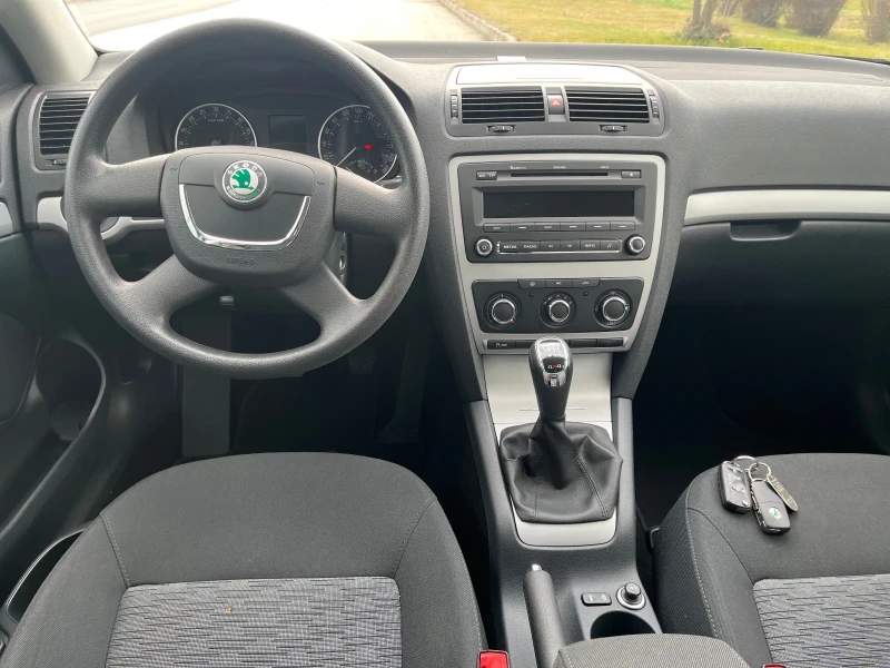 Skoda Octavia 2.0 TDI 4x4 Top Nova, снимка 13 - Автомобили и джипове - 53006627