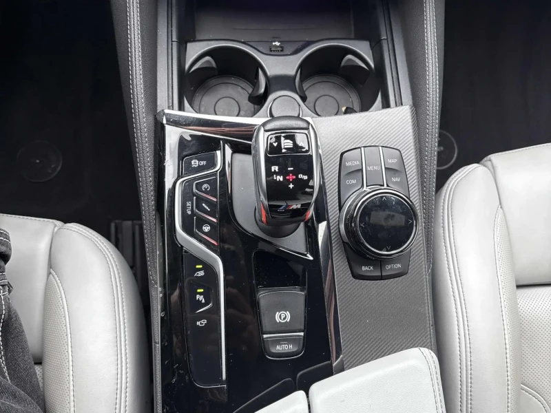BMW M5 * FULLY LOADED* RARE INTERIOR* , снимка 12 - Автомобили и джипове - 53036838