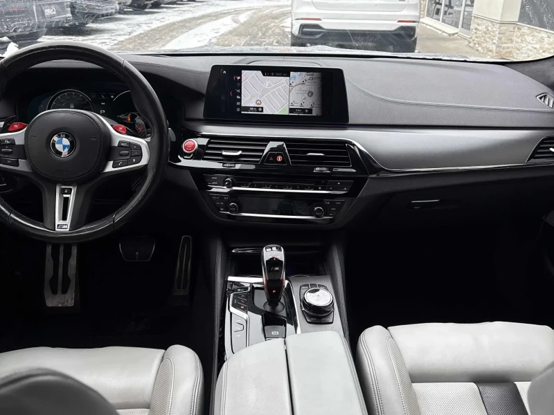 BMW M5 * FULLY LOADED* RARE INTERIOR* , снимка 9 - Автомобили и джипове - 53036838