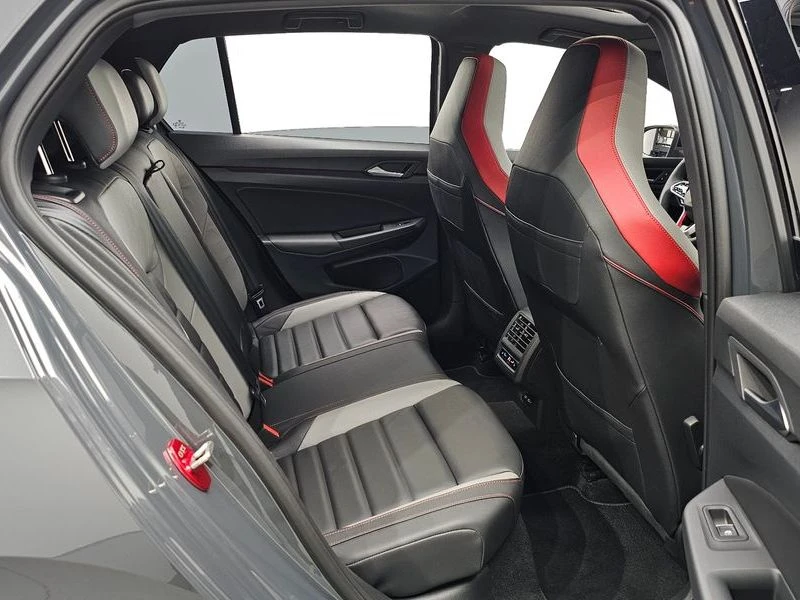 VW Golf 2.0 GTI Automatic, снимка 12 - Автомобили и джипове - 56039731