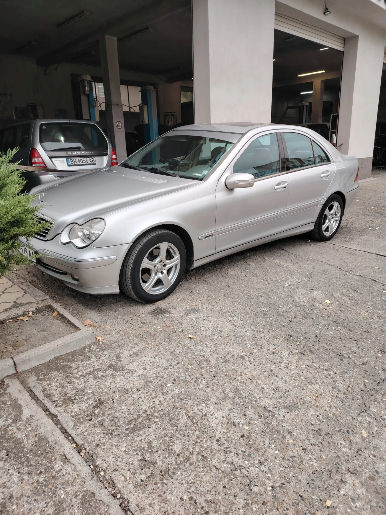 Mercedes-Benz C 220  - изображение 8