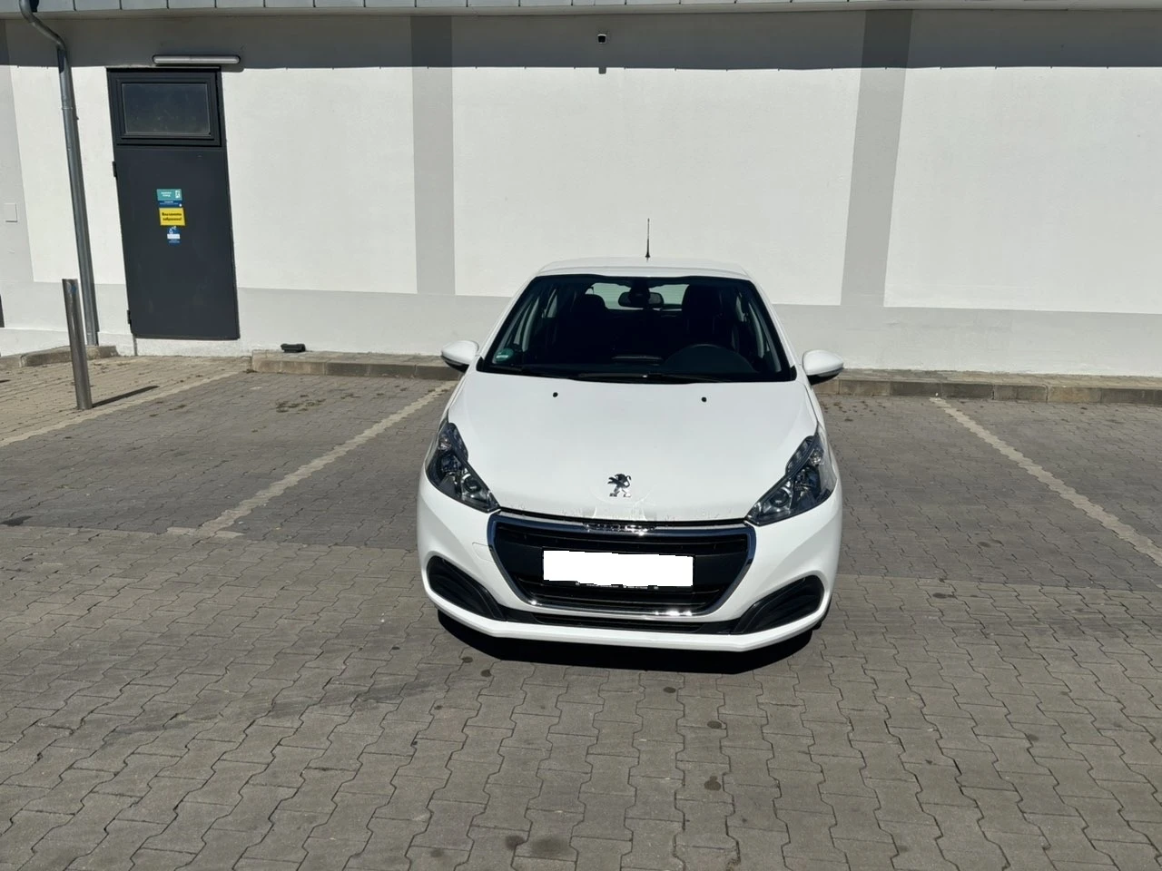 Peugeot 208 1.5 HDI - изображение 2