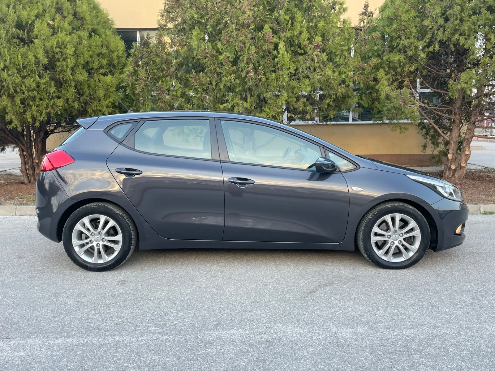 Kia Ceed 1.4CRDI 90 к.с. EURO 5 ГЕРМАНИЯ - изображение 7