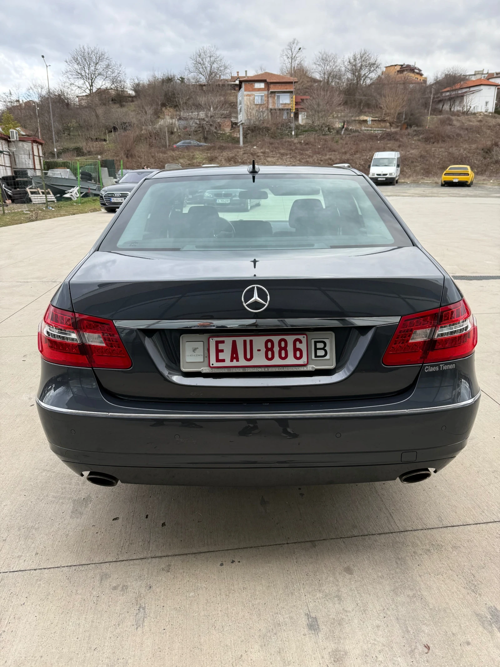 Mercedes-Benz E 350  - изображение 5