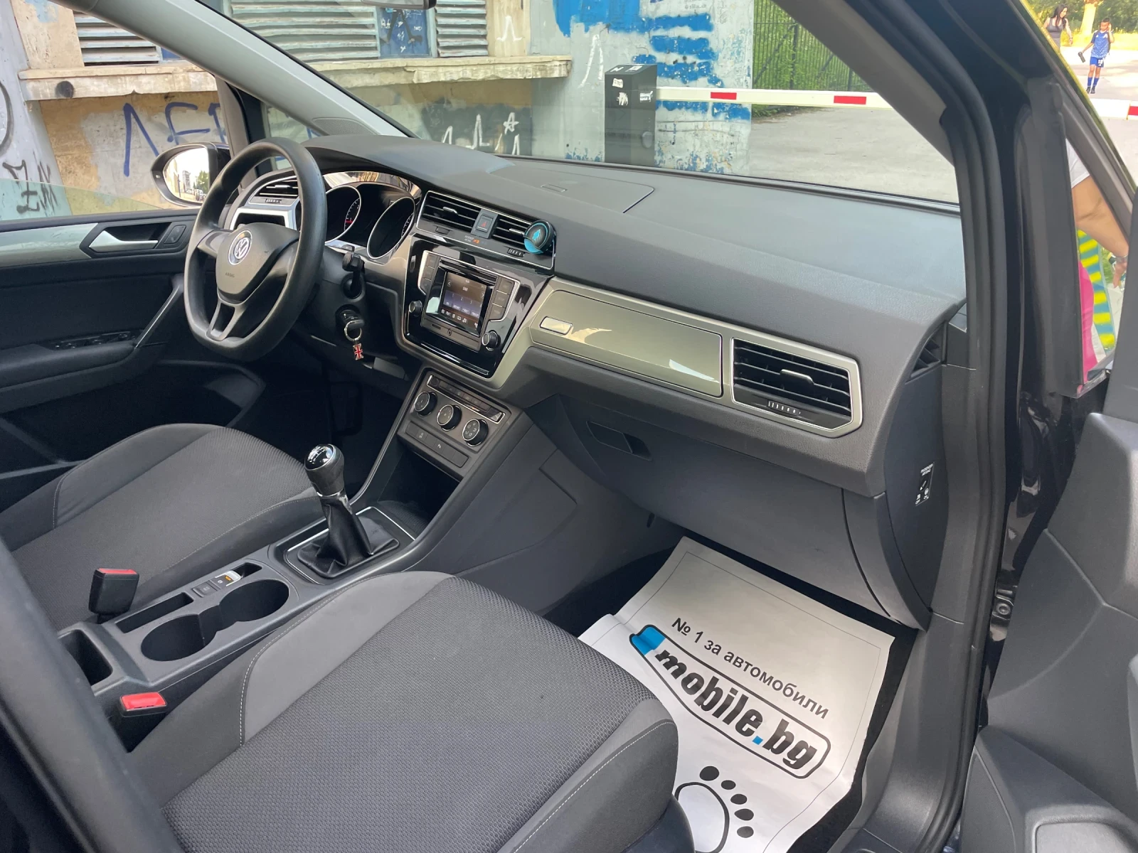 VW Touran 1.6 TDI Euro 6 b - изображение 9