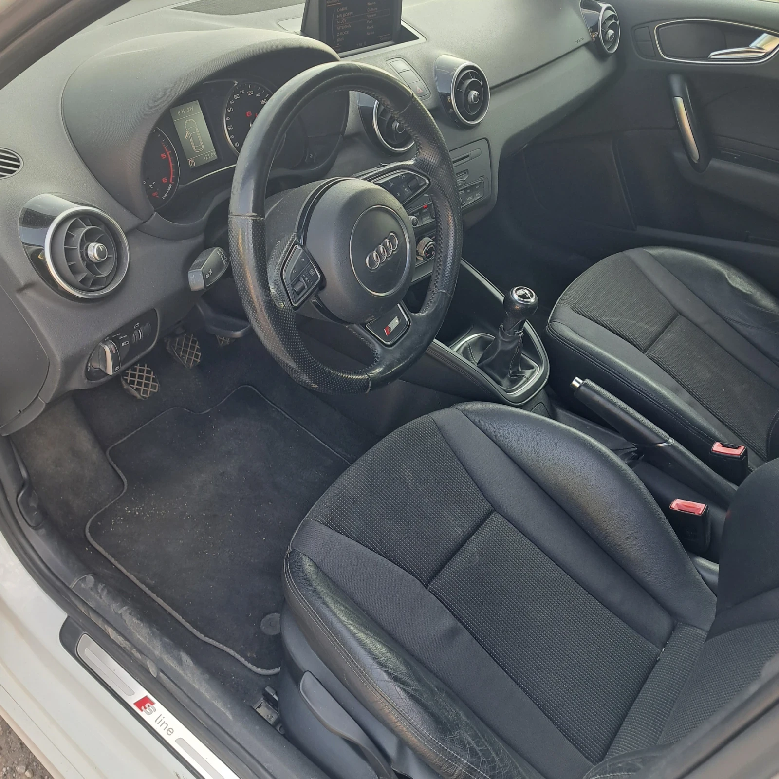 Audi A1 1.6 TDI S line - изображение 5