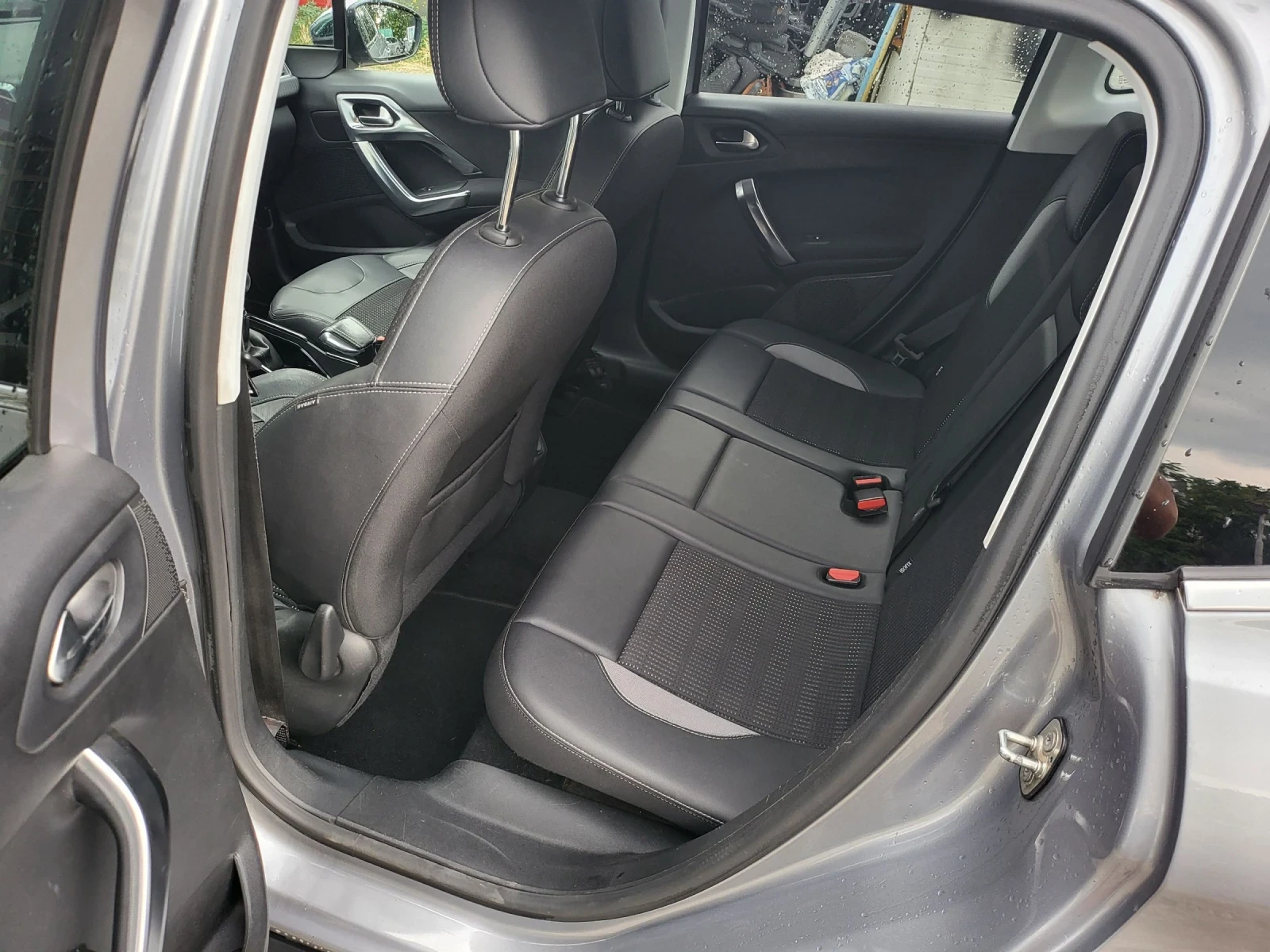 Peugeot 2008 1.6 blue HDi euro 6B - изображение 8