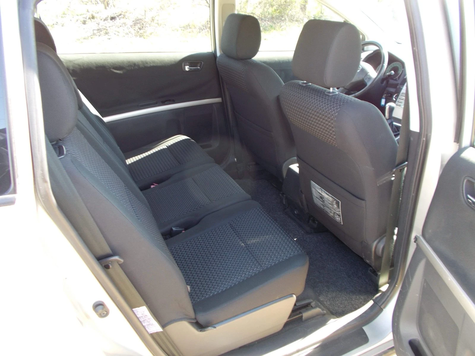 Toyota Corolla verso  - изображение 9