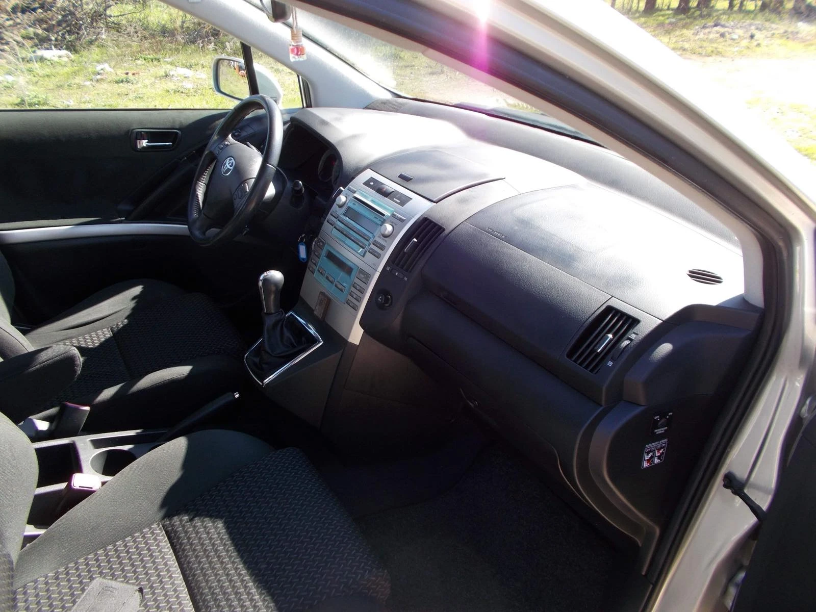 Toyota Corolla verso | Mobile.bg — изображение 17