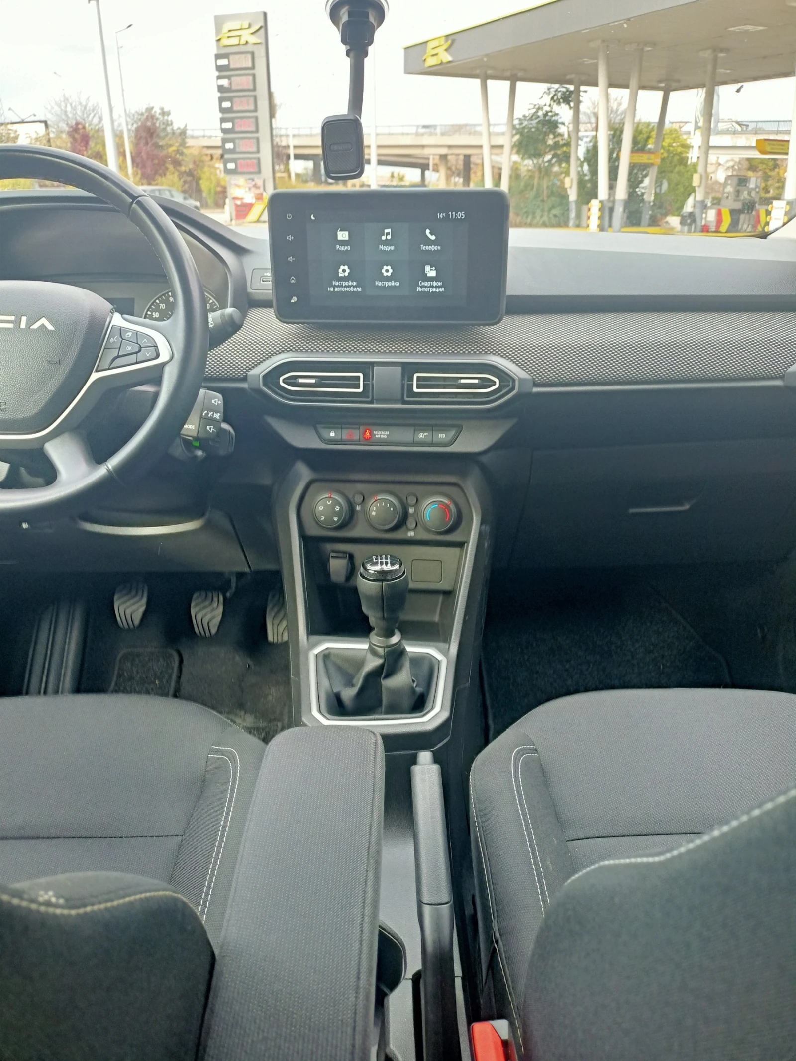 Dacia Jogger 1990лв за получаване, 1.0TCe EcoG 6+ 1 ГАЗ - изображение 8