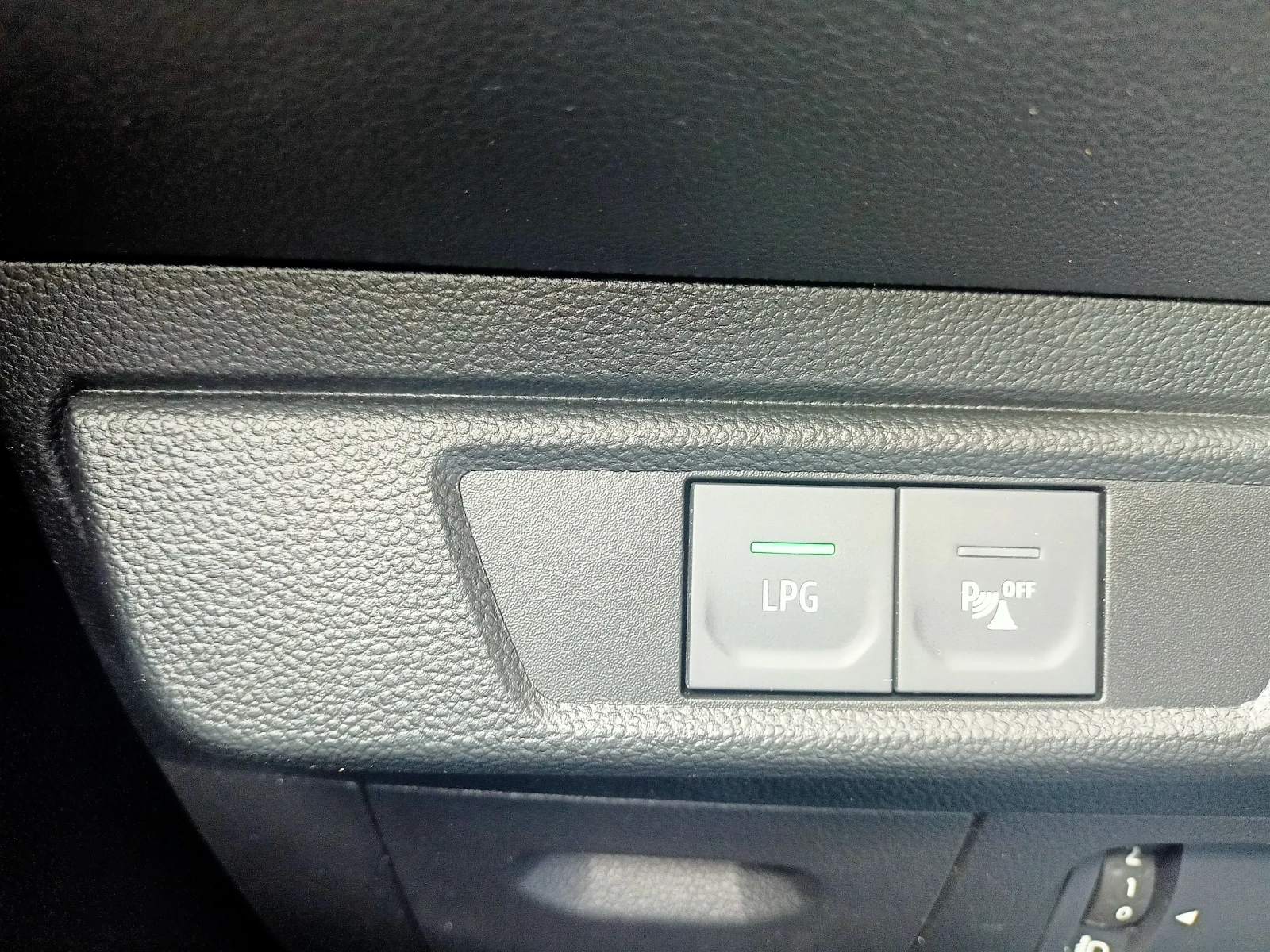 Dacia Jogger 1990  , 1.0TCe EcoG 6+ 1  | Mobile.bg   12