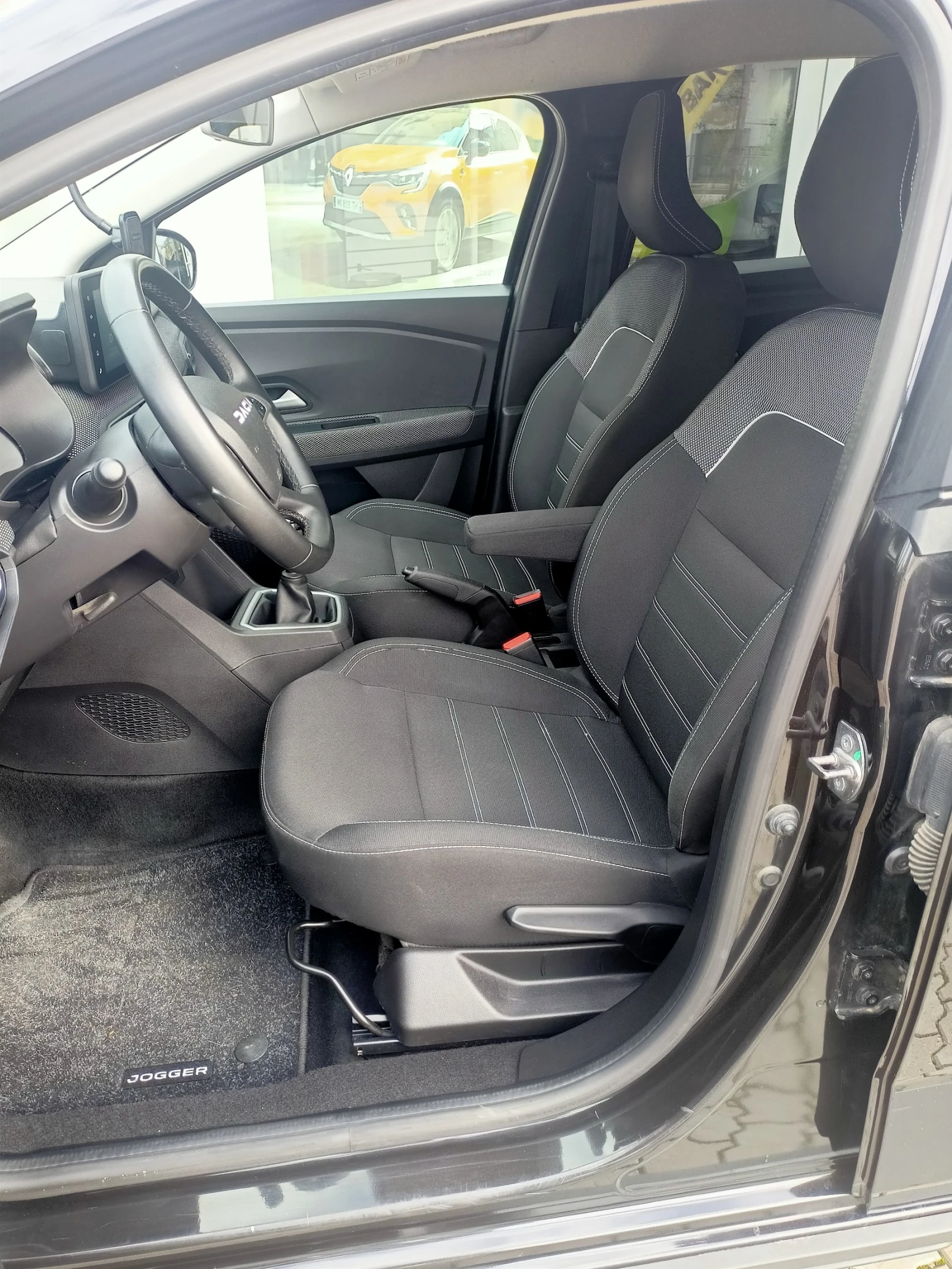 Dacia Jogger 1990лв за получаване, 1.0TCe EcoG 6+ 1 ГАЗ - изображение 7