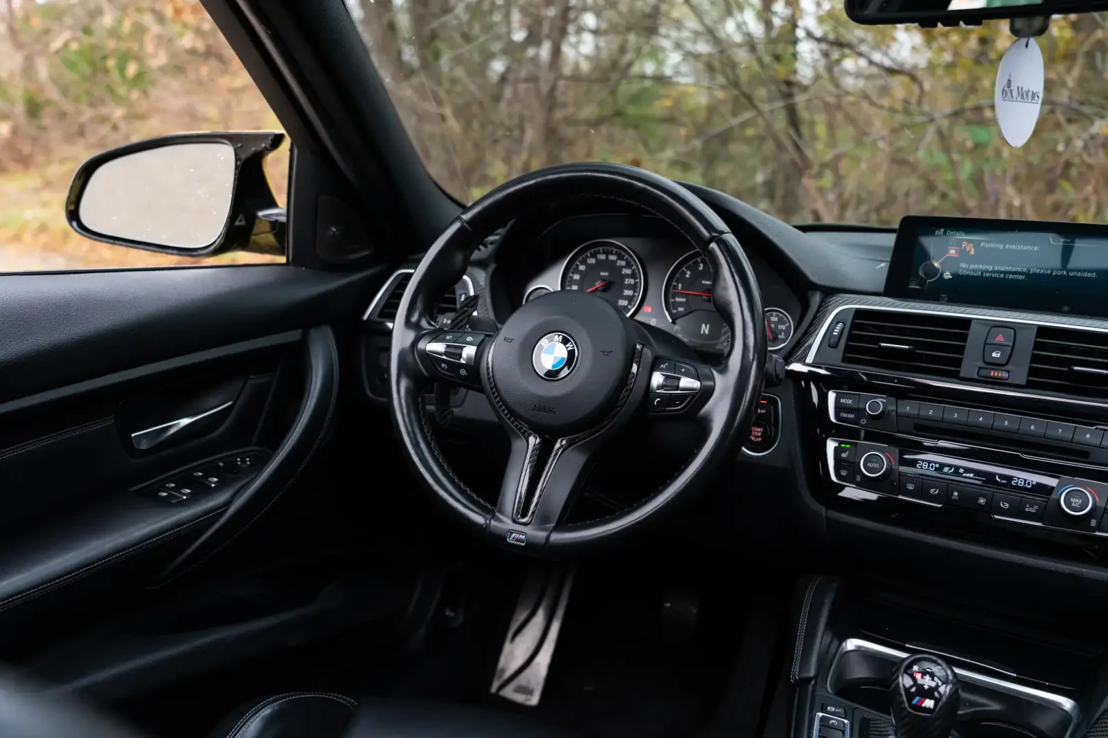 BMW M3 AUSTIN YELLOW * RWD* * АвтоКредит* (ЦЕНА ДО БГ) - изображение 8