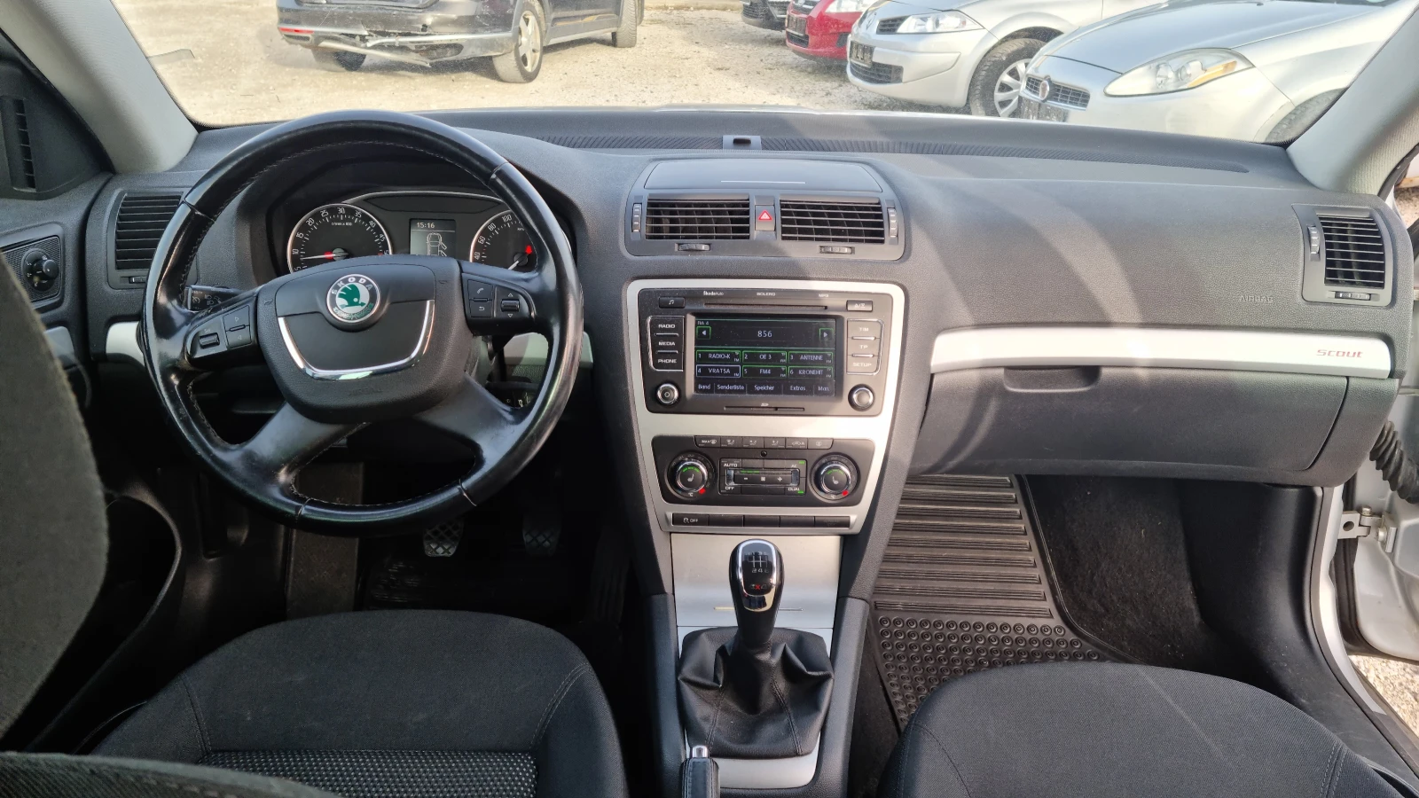 Skoda Octavia SCAUT/2 0 TDI  С.ИСТОРИЯ - изображение 5