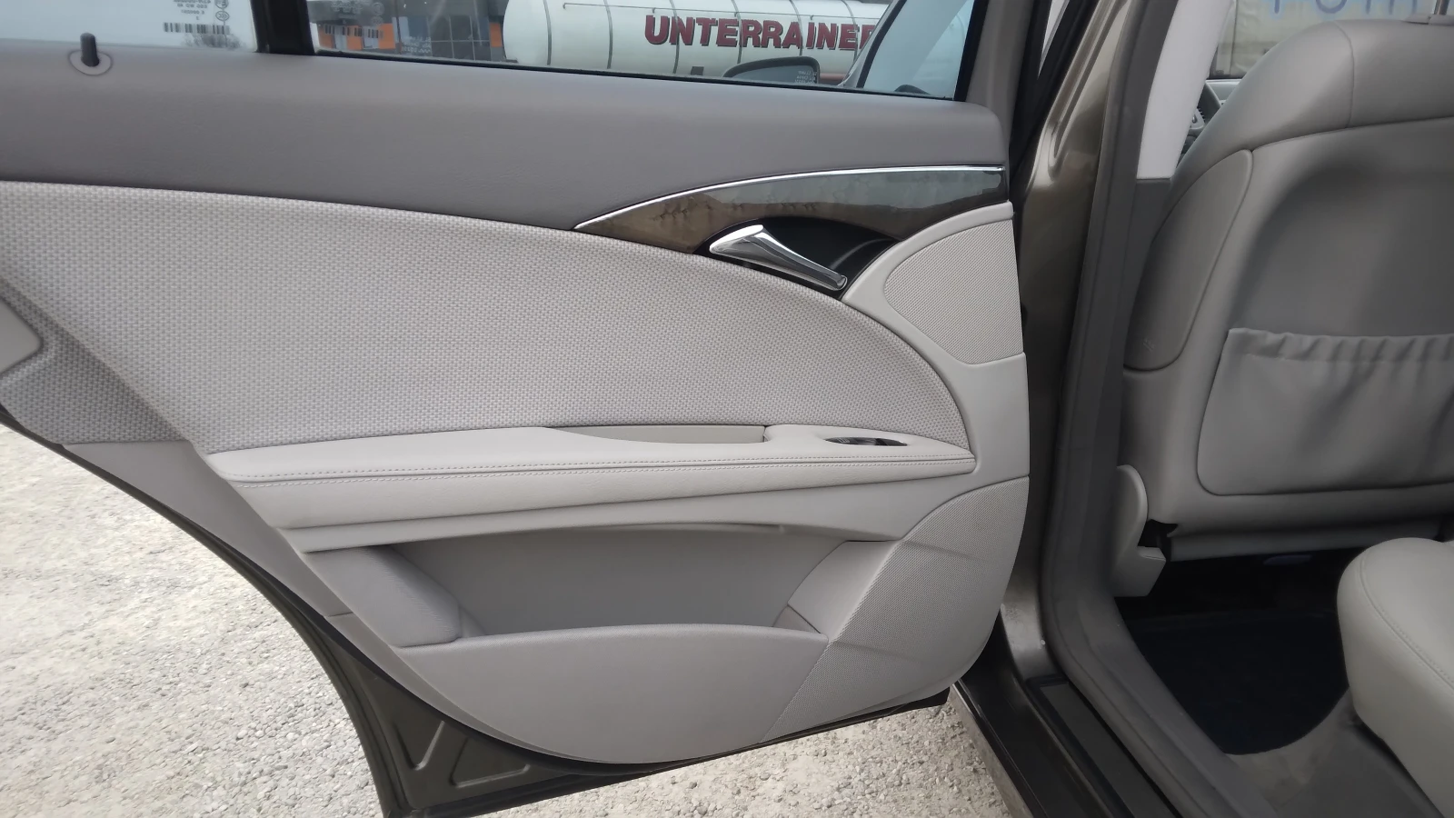 Mercedes-Benz E 200 Mercedes-Benz E-Klasse E 200 CDI Avantgarde | Mobile.bg � ����������� 6