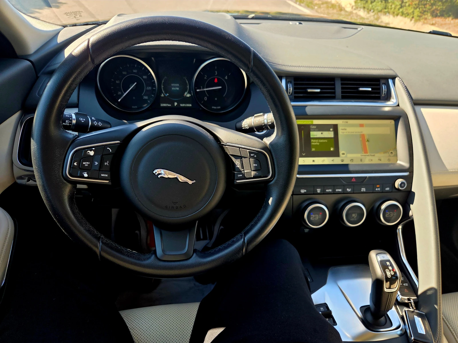 Jaguar E-pace 2.0   4�4  ��� | Mobile.bg � ����������� 15