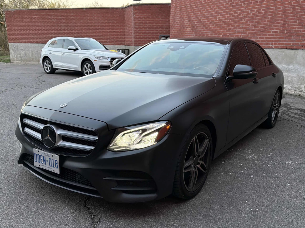 Mercedes-Benz E 400 * АВТО КРЕДИТ* ЦЕНА ДО БГ * Сервизна история * 