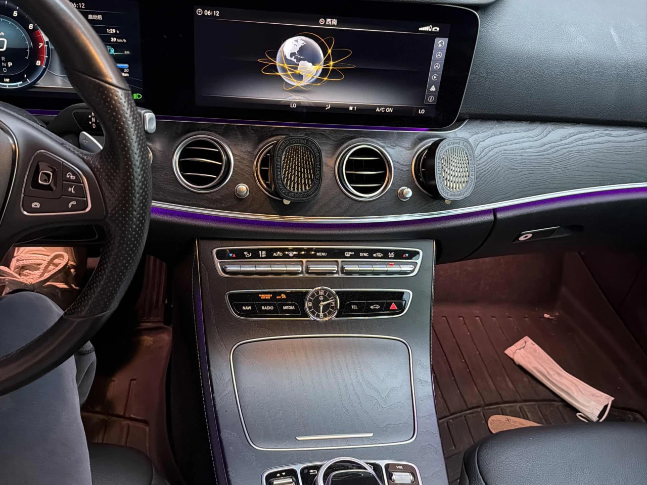 Mercedes-Benz E 400 * АВТО КРЕДИТ* ЦЕНА ДО БГ * Сервизна история * , снимка 7 - Автомобили и джипове - 53812556