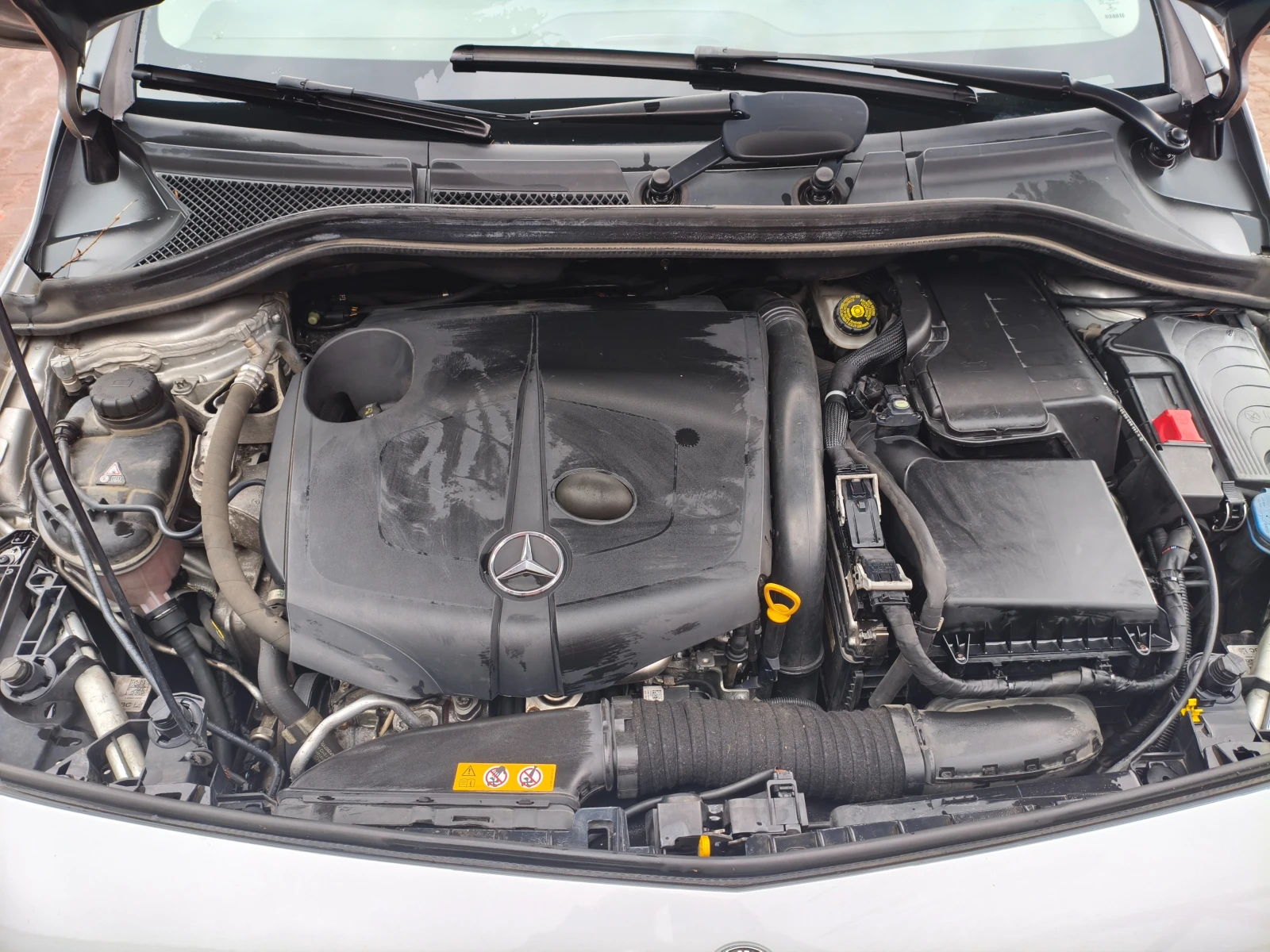 Mercedes-Benz B 200, снимка 14 - Автомобили и джипове - 53966708