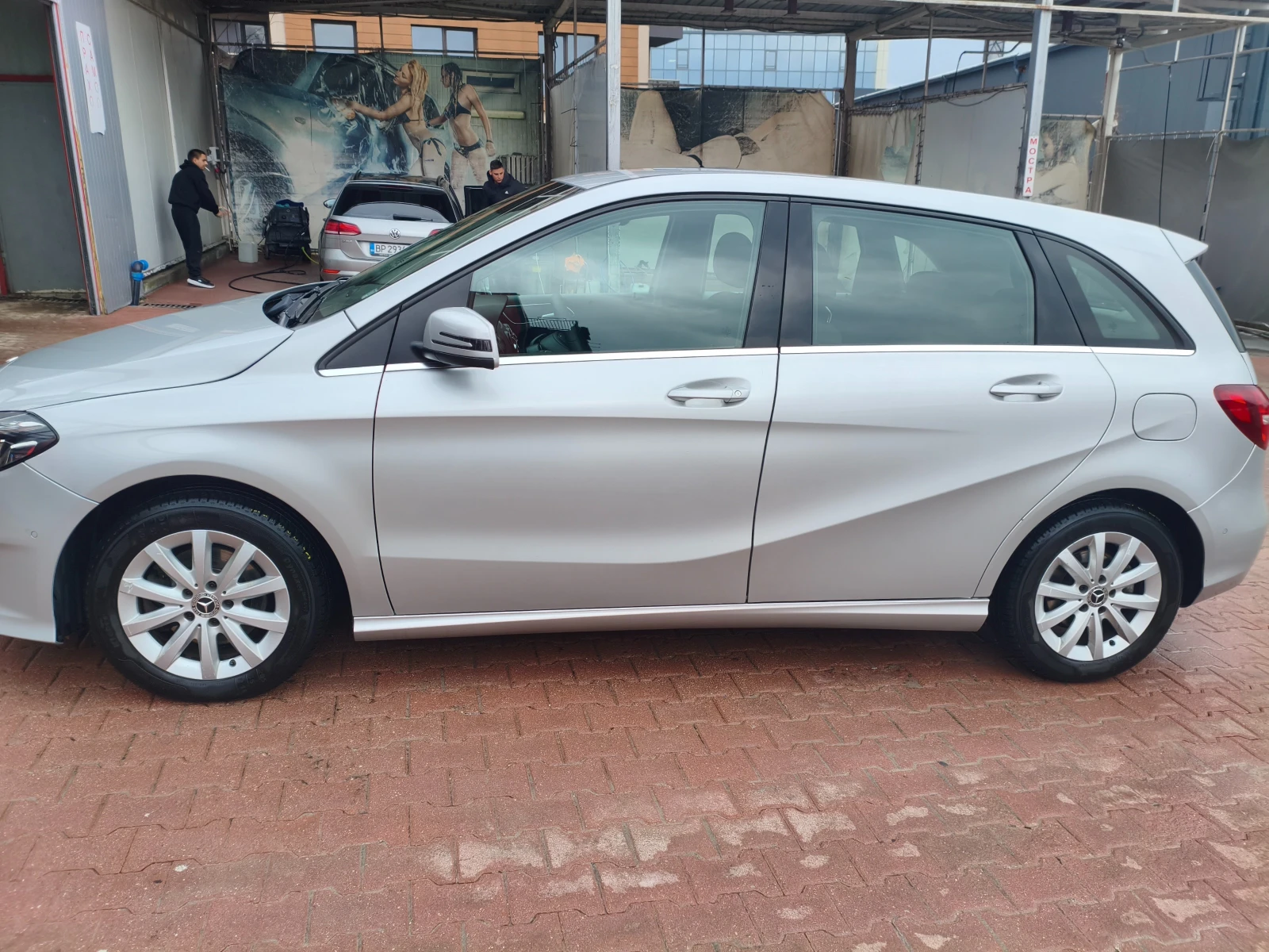 Mercedes-Benz B 200, снимка 5 - Автомобили и джипове - 53966708