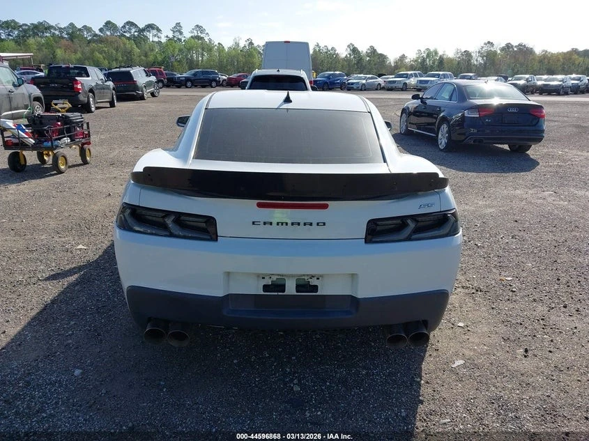 Chevrolet Camaro 1SS С РЕГИСТРАЦИЯ & АВТО КРЕДИТ , снимка 5 - Автомобили и джипове - 54030675