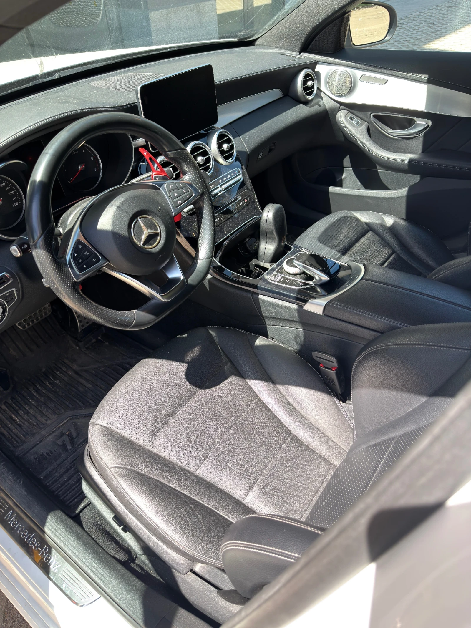 Mercedes-Benz C 220 AMG-Optic, снимка 12 - Автомобили и джипове - 54331979