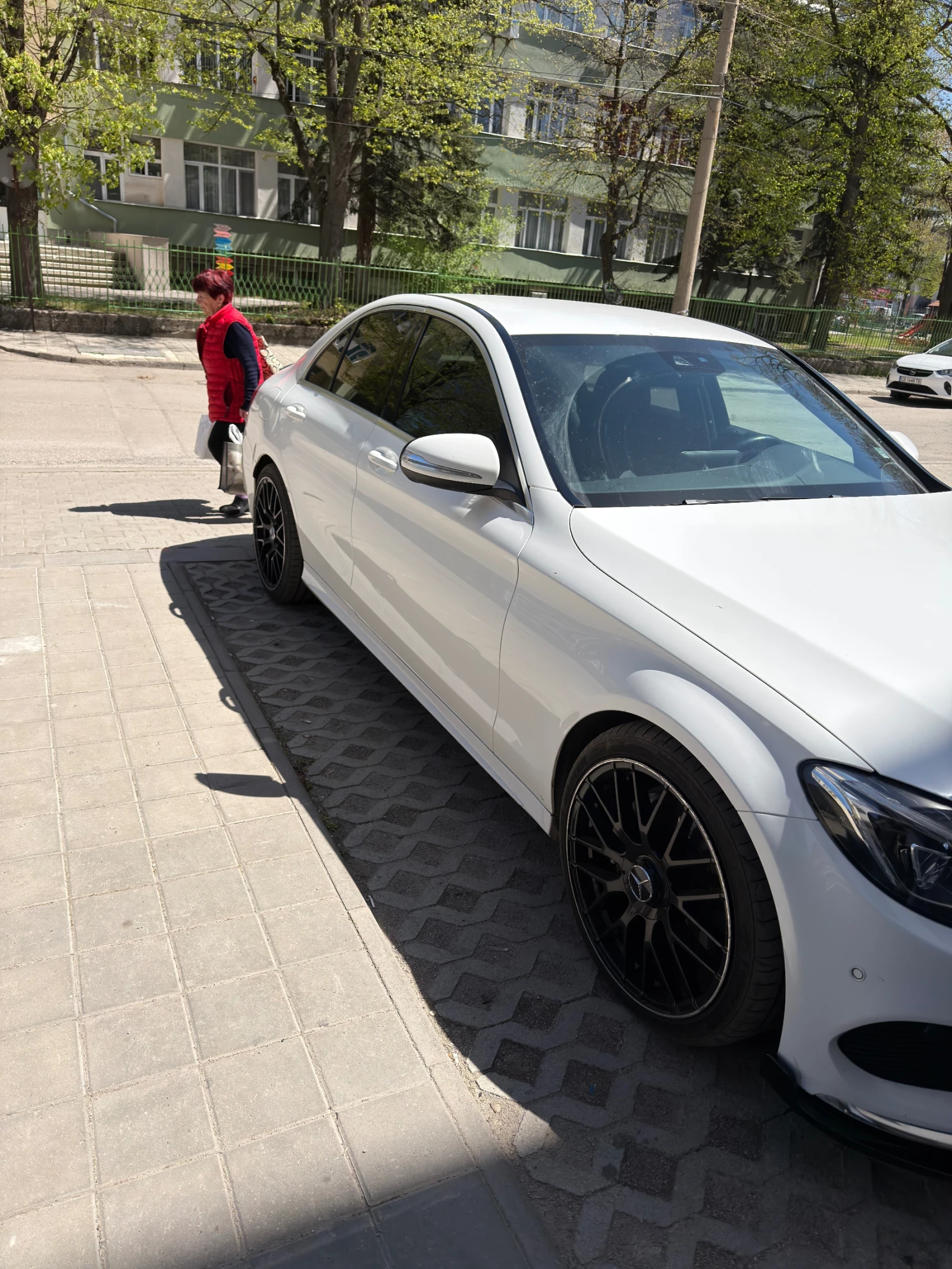 Mercedes-Benz C 220 AMG-Optic, снимка 7 - Автомобили и джипове - 54331979