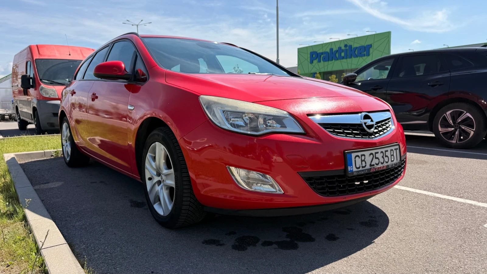 Opel Astra Astra J Sports Tourer 2011, снимка 3 - Автомобили и джипове - 54531012