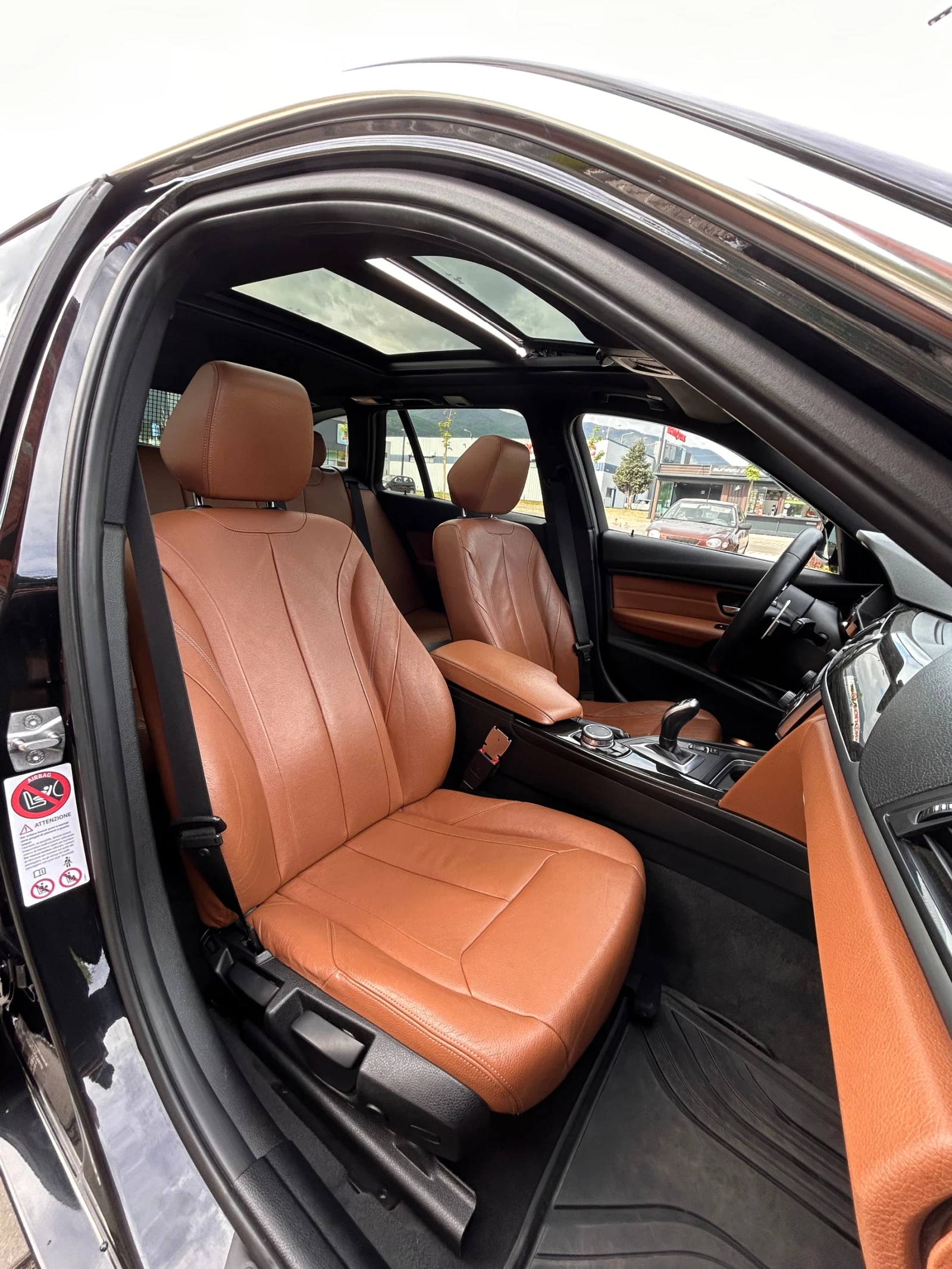 BMW 320 D xDrive Luxory , снимка 11 - Автомобили и джипове - 54561163