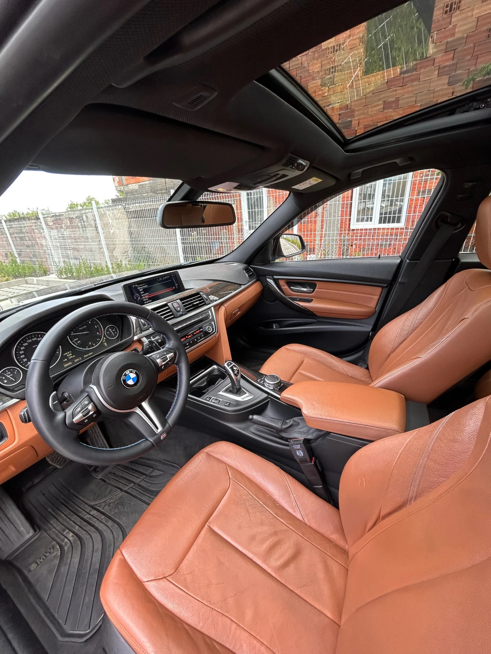 BMW 320 D xDrive Luxory , снимка 12 - Автомобили и джипове - 54561163