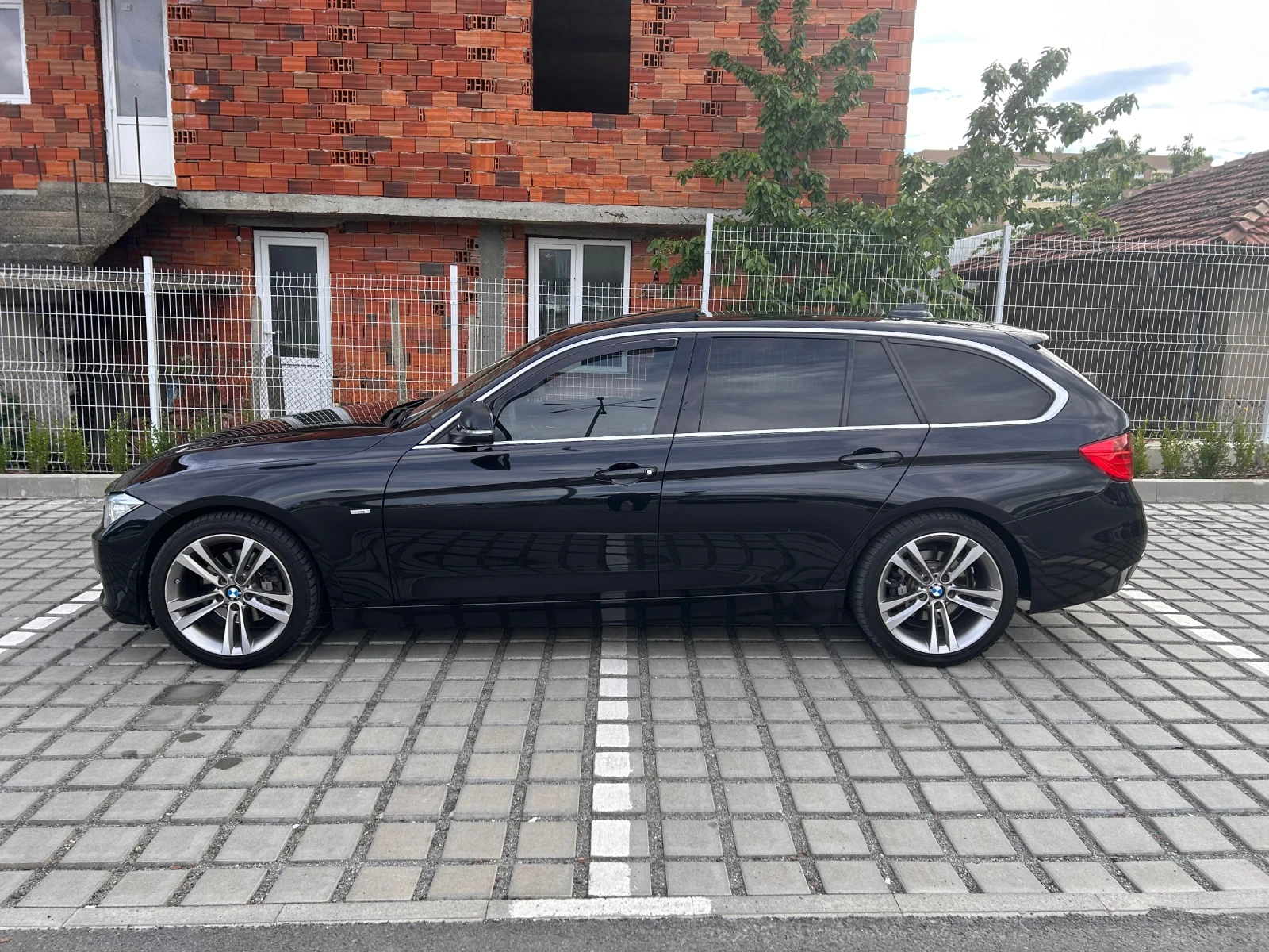 BMW 320 D xDrive Luxory , снимка 7 - Автомобили и джипове - 54561163