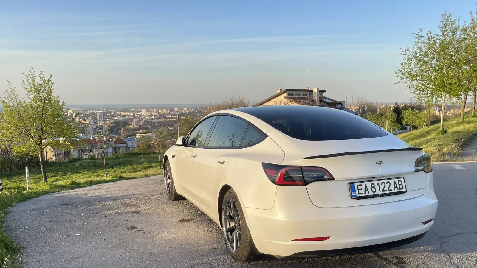 Tesla Model 3 Dual Motor LR, снимка 2 - Автомобили и джипове - 54840303