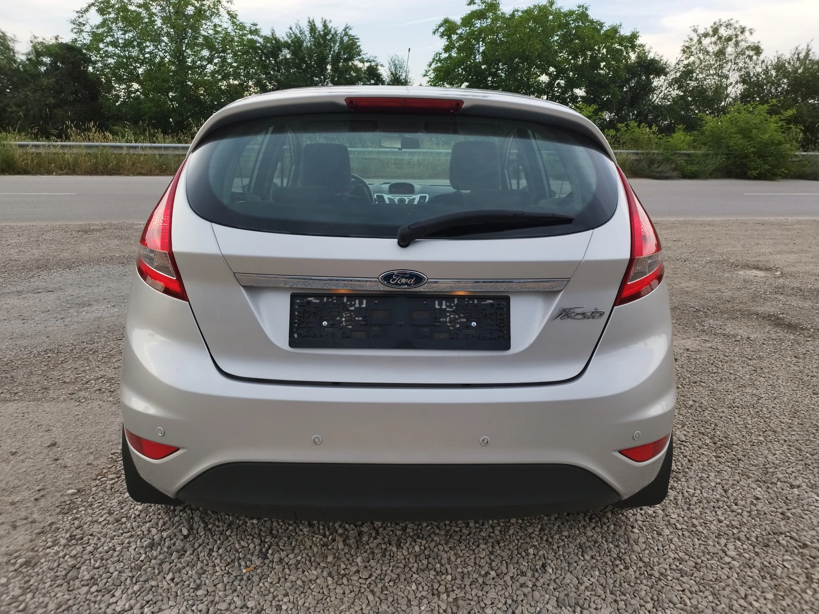 Ford Fiesta 1.25i 82kc Euro5, снимка 4 - Автомобили и джипове - 54878955