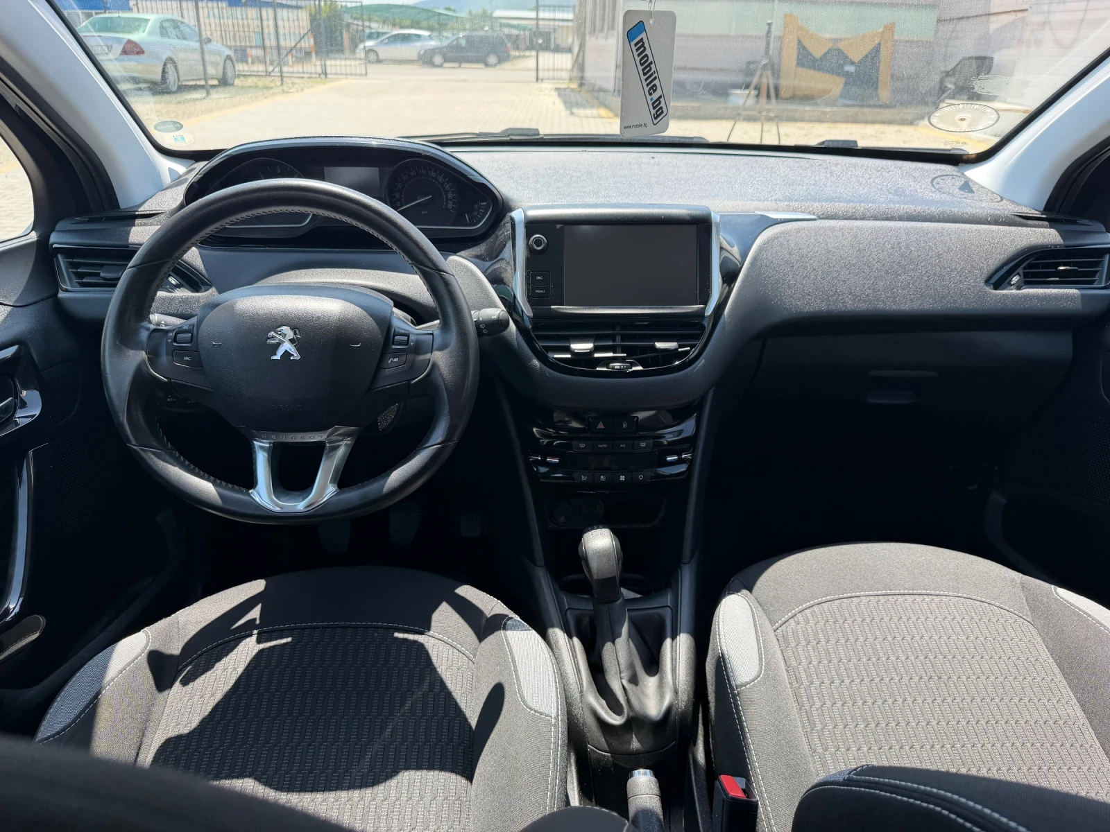Peugeot 208 1.6d/100hp/NAVI/EVRO6/, снимка 7 - Автомобили и джипове - 55245313