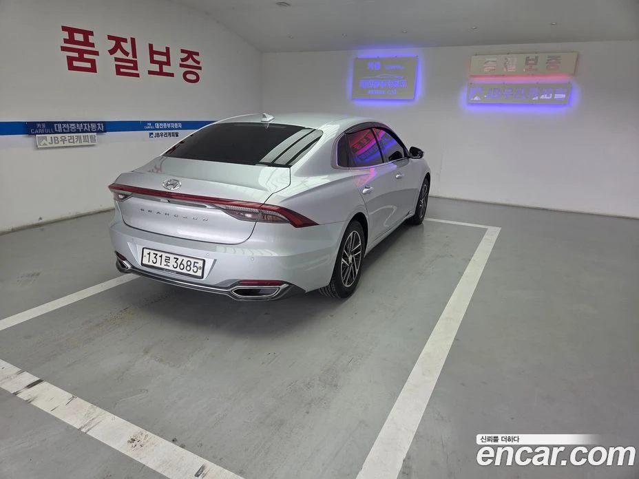 Hyundai Grandeur 3.0 LPi Deluxe VIP Pack, снимка 4 - Автомобили и джипове - 55940480