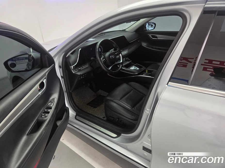 Hyundai Grandeur 3.0 LPi Deluxe VIP Pack, снимка 11 - Автомобили и джипове - 55940480