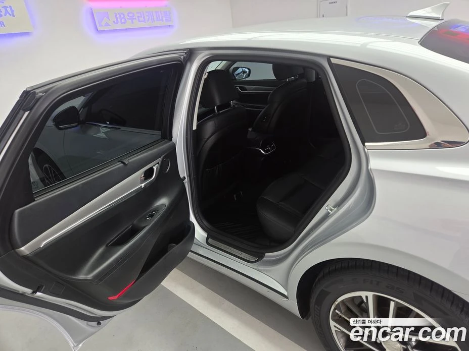Hyundai Grandeur 3.0 LPi Deluxe VIP Pack, снимка 12 - Автомобили и джипове - 55940480