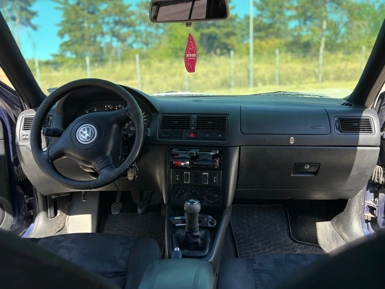 VW Golf Golf 4 , снимка 8 - Автомобили и джипове - 56007341