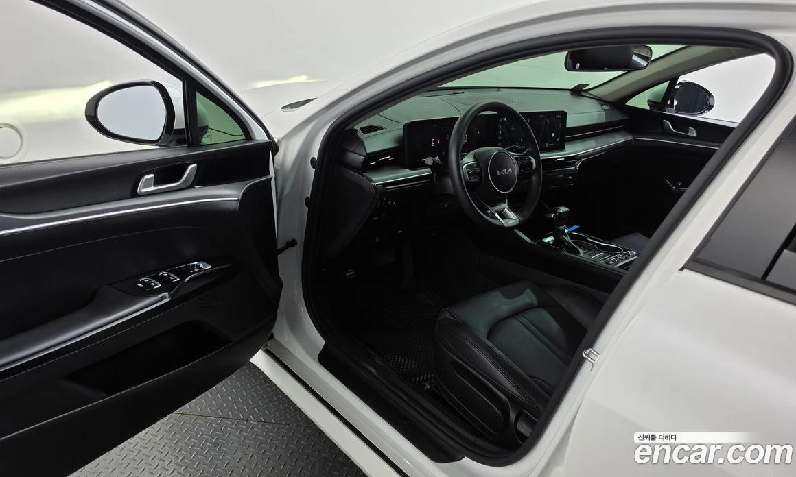Kia K5 2.0 LPi Trendy  * koreiskikoli.bg * , снимка 10 - Автомобили и джипове - 56213555