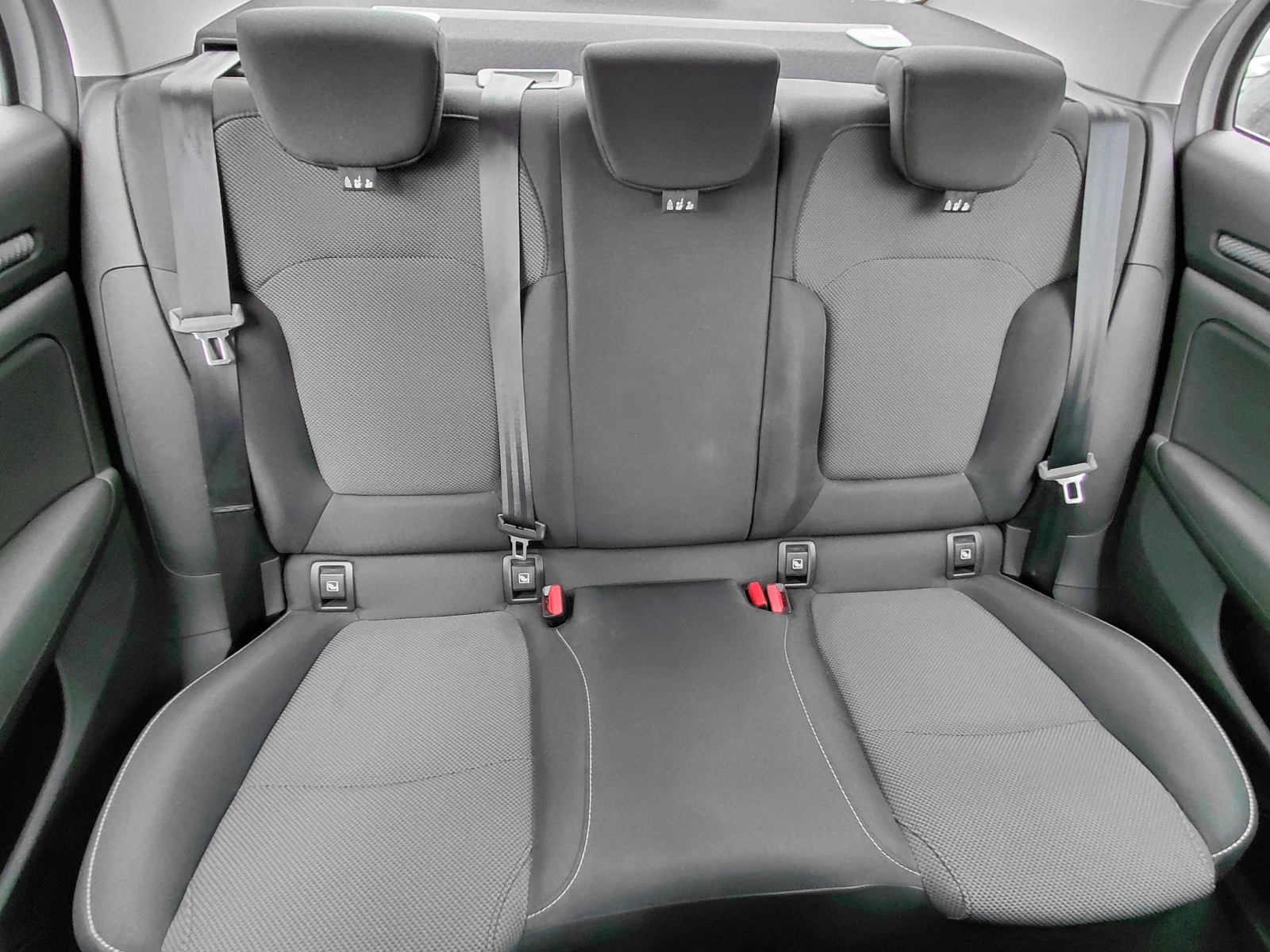 Renault Megane 1.3TCe/140�.�/ZEN | Mobile.bg � ����������� 14
