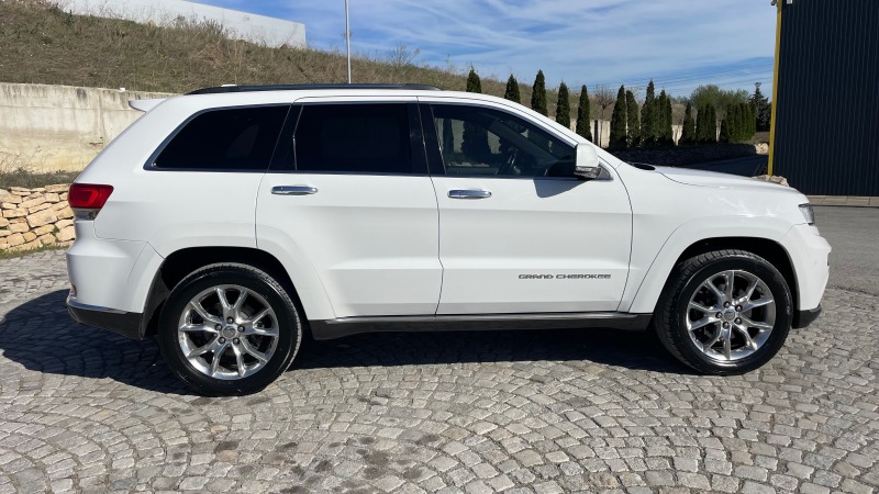 Jeep Grand cherokee 3.0 SUMMIT, снимка 4 - Автомобили и джипове - 45216405