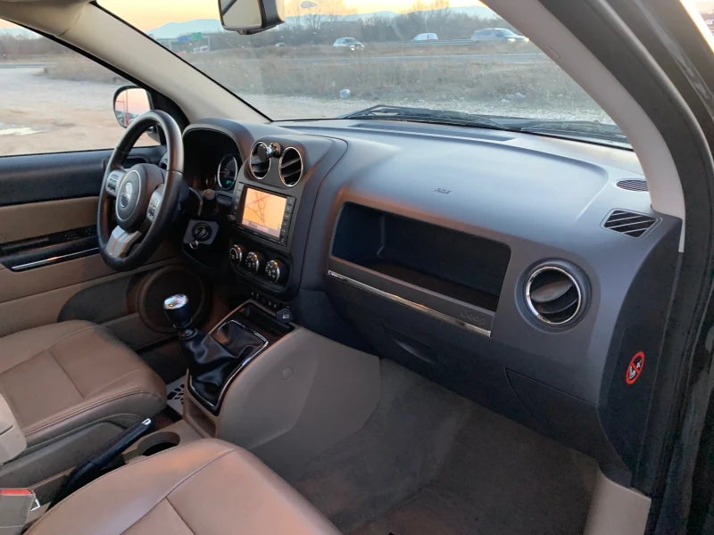 Jeep Compass 2.2CRD 4X4, снимка 6 - Автомобили и джипове - 48584935