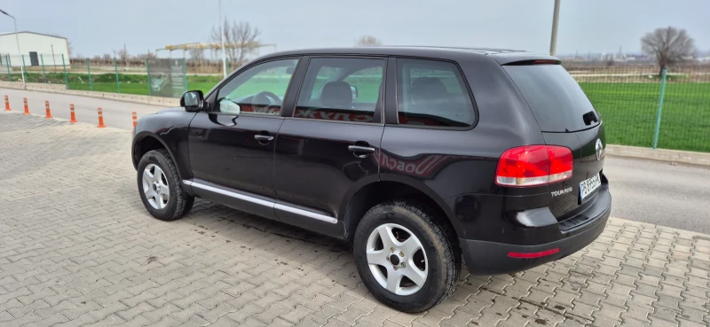 VW Touareg, снимка 3 - Автомобили и джипове - 49503804