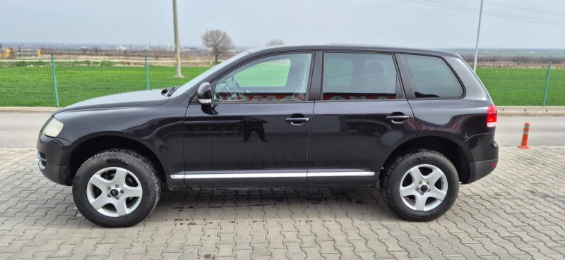 VW Touareg, снимка 2 - Автомобили и джипове - 49503804