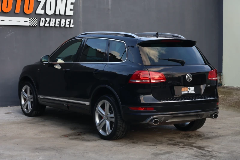 VW Touareg 3.0d R line 4x4 FULL, снимка 6 - Автомобили и джипове - 52519295