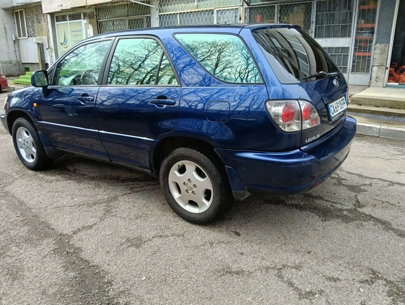 Lexus RX 300, снимка 4 - Автомобили и джипове - 53595410