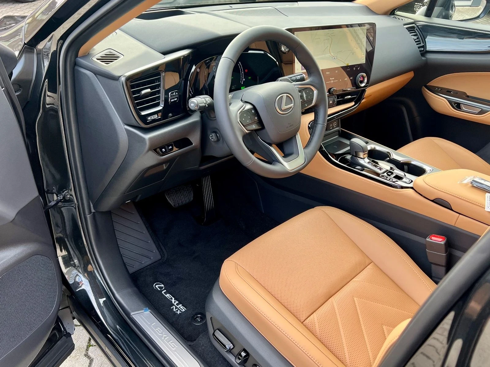 Lexus NX 350h Executive Line.Pano ������� ���� NEW | Mobile.bg � ����������� 13
