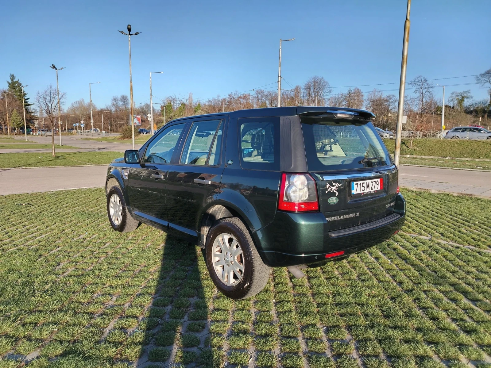 Land Rover Freelander 2.2TD4/4X4/АВТ./190КС/КОЖА/АЛПИН - изображение 6