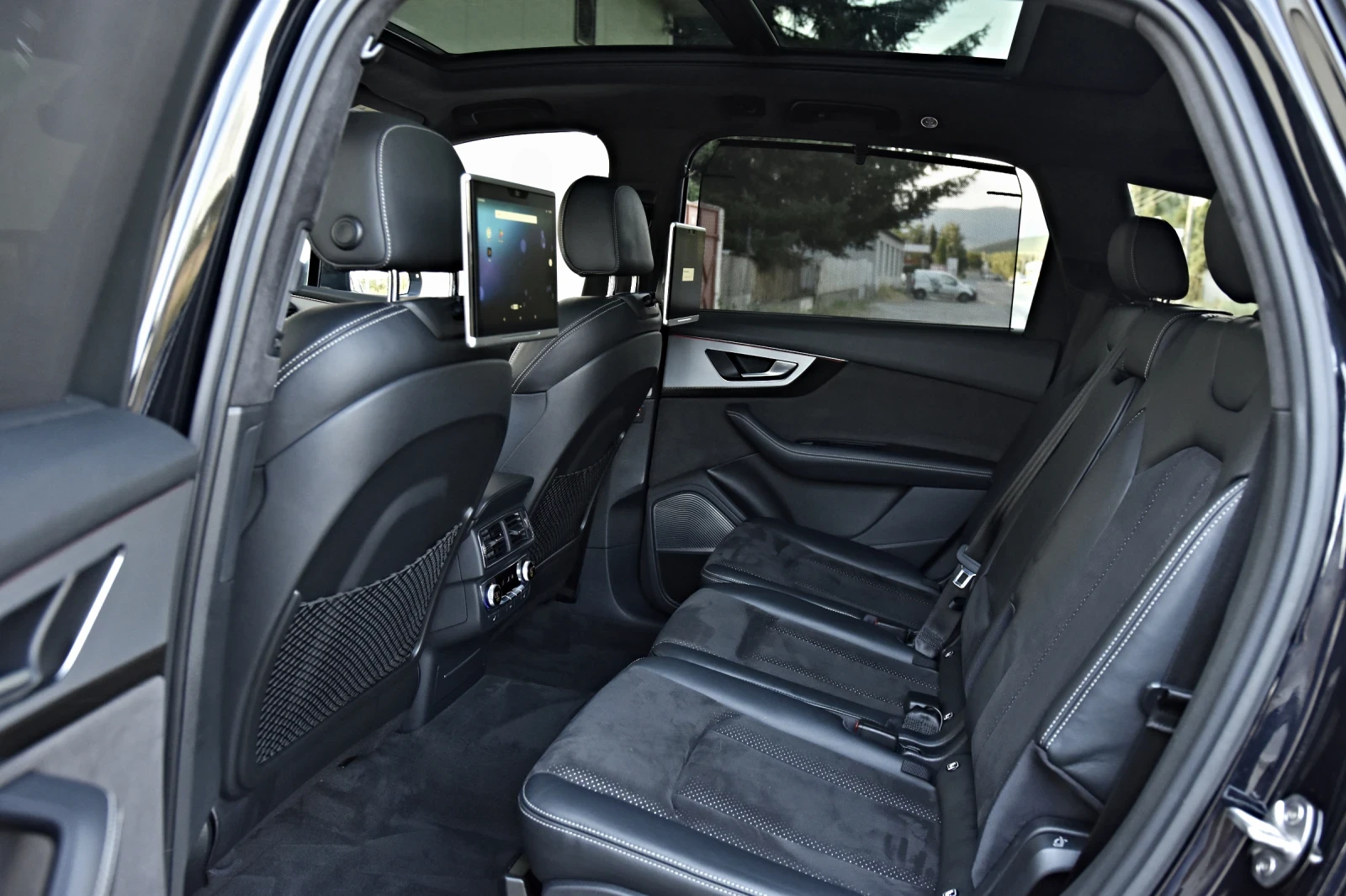 Audi SQ7 4.0 V8T MATRIX 3xTV B&O 7-SITZE 22" PANO 360 C | Mobile.bg   16